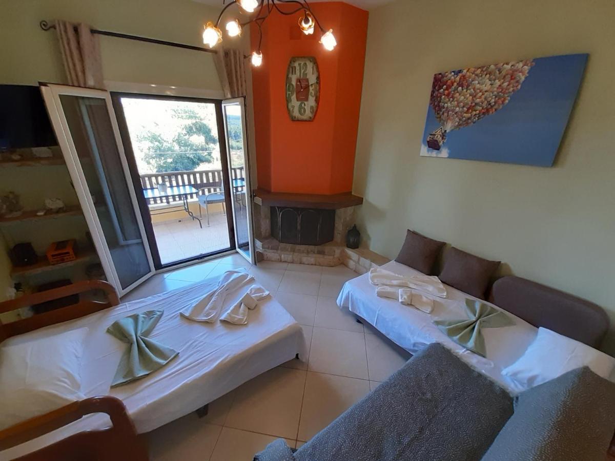 Appartamento Andri House Marathiás Esterno foto